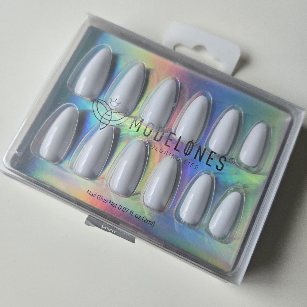 Modelones White Nail Glue Set - Picture 7 of 9
